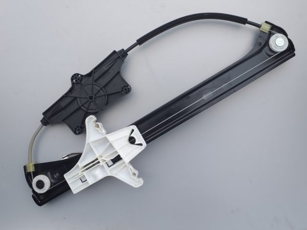 Macara geam dreapta spate VW Passat B8 2015 3G9839462A 3G9 839 462 A - Dezmembrari Auto
