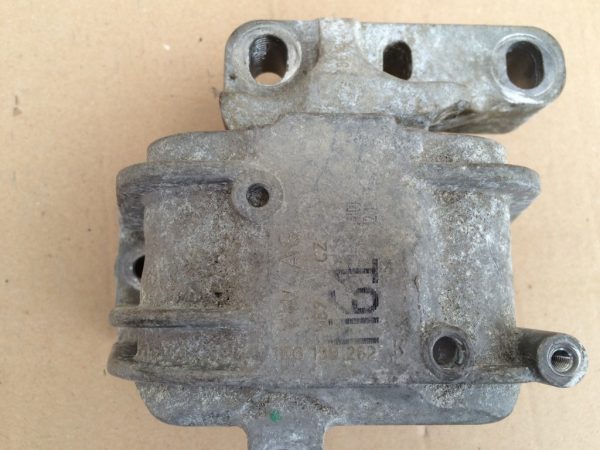 Tampon motor VW Audi Skoda Seat 2.0 tdi 1K0199262K 1K0199 262 K - Dezmembrari Auto