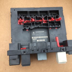 Calculator confort bornetz VW Touran 1K0937049N 1K0 937 049 N - Dezmembrari Auto