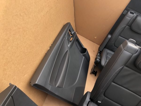 Set fete usi din piele VW Sharan 7N din 2019 - Dezmembrari Auto - imagine 3