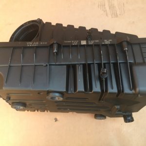 Carcasa filtru aer VW Arteon 3Q0129601D 3Q0 129 601 D - Dezmembrari Auto