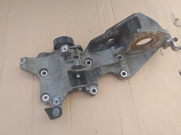 Suport accesorii Volkswagen Golf 6 2010 variant 1.6 tdi CAY 03L903143K 03L 903 143 K - Dezmembrari Auto