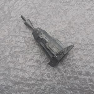 Butuc usa stanga fata VW POLO 1.0 TSI DKZ 2G0837167 2G0 837 167 - Dezmembrari Auto