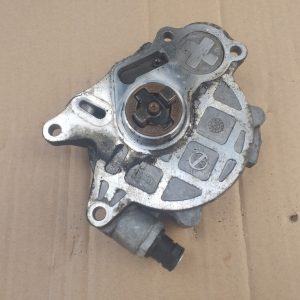 Pompa vacuum Audi / VW 03L145100 03L 145 100 - Dezmembrari Auto