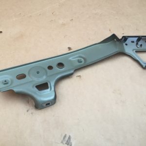 Suport aripa dreapta VW Arteon 3G8821142R 3G8 821 142 R - Dezmembrari Auto