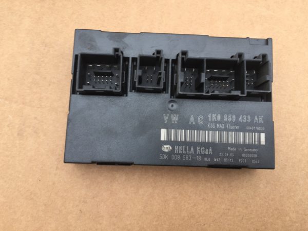 Calculator confort VW Touran 1K0959433AK 1K0 959 433 AK - Dezmembrari Auto