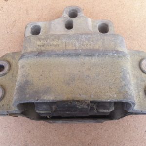 Suport motor VAG 1K0199555D 1K0 199 555 D - Dezmembrari Auto