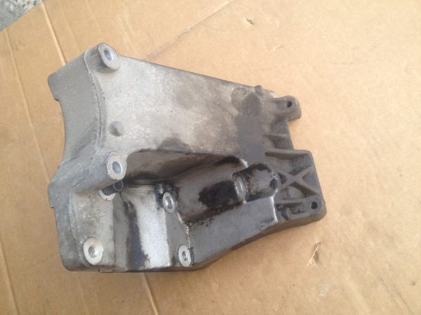 Suport motor Ford Focus 2 1.6 SHDA 4M51-19D624-CC - Dezmembrari Auto