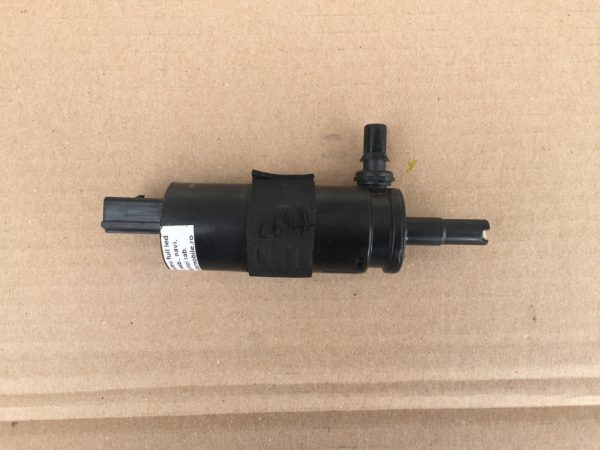 Pompa spalatoare faruri Audi A5 F5 2018 8W0955647 8W0 955 647 - Dezmembrari Auto