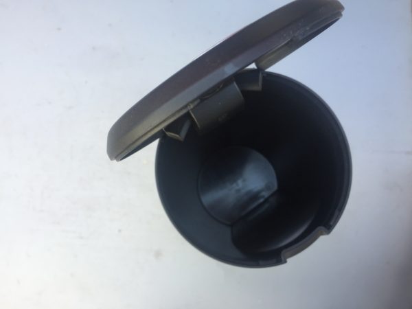 Pahar VW Sharan 2019 7N0857302 7N0 857 302 - Dezmembrari Auto - imagine 2