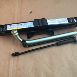 Cric cheie coarba VW Arteon Passat B8 3Q0011031A 3Q0 011 031 A - Dezmembrari Auto