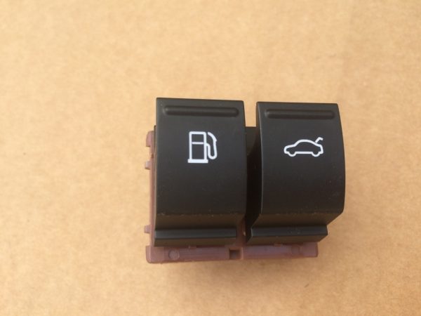 Butoane VW Passat CC 3C0959903B 3C0 959 903 B - Dezmembrari Auto