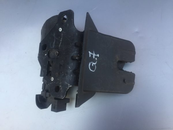 Broasca haion Audi Q7 8P4827505C 8P4 827 505 C - Dezmembrari Auto