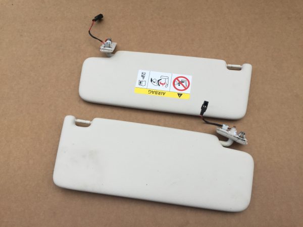 Set parasoloare VW Passat B8 2015 2016 2017 2018 2019 2020 - Dezmembrari Auto