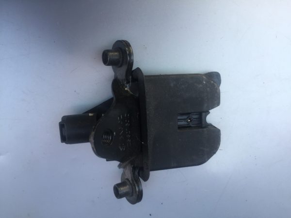 Broasca haion Skoda Octavia 2 combi 1Z5827501D 1Z5 827 501 D - Dezmembrari Auto
