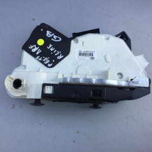 Broasca usa dreapta fata VW Passat B8 5E2837016A 5E2 837 016 A - Dezmembrari Auto