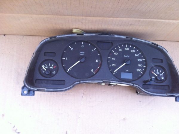 Ceasuri bord Opel Astra G 90561452QL - Dezmembrari Auto