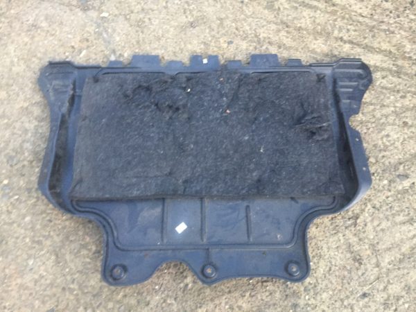 Scut motor VW Arteon 2.0 tdi 3Q0825236A 3Q0 825 236 A - Dezmembrari Auto
