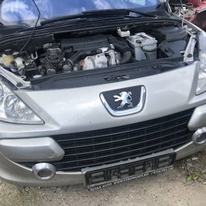 Motor complet fara anexe Peugeot 307 2006 1.6 hdi 9HX - Dezmembrari Auto