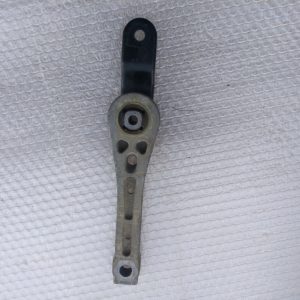 Tampon antibalans Audi A3 2011 2.0 CFG 1K0199855BB 1K0 199 855 BB - Dezmembrari Auto