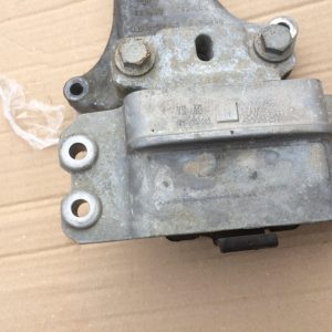 Tampon cutie Audi A3 8P 2011 1.6 TDI 1K0199555N 1K0 199 555 N - Dezmembrari Auto