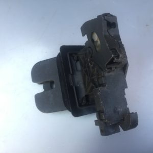 Broasca haion Audi A6 C6 combi 4F9827520B 4F9 827 520 B - Dezmembrari Auto