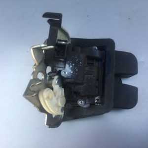 Broasca haion Audi A4 B8 combi - Dezmembrari Auto