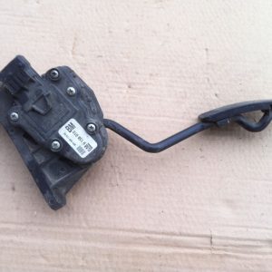 Pedala acceleratie Opel Astra G cod 9 158 010 BM - Dezmembrari Auto