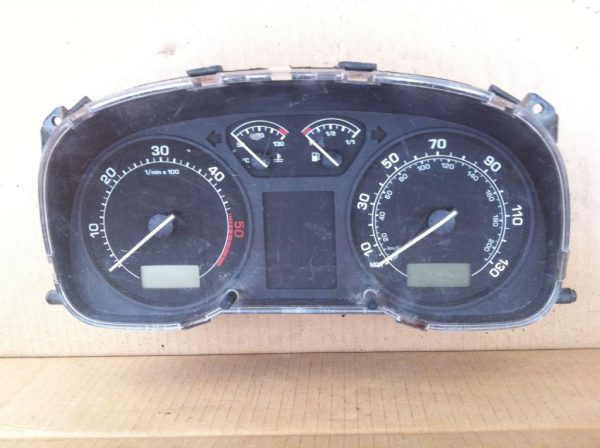 Ceasuri bord Skoda Octavia 1 1U0920900E - Dezmembrari Auto