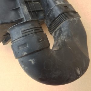 Tubulatura aer VW Passat 7 B7 3C0129618D 3C0 129 618 D - Dezmembrari Auto