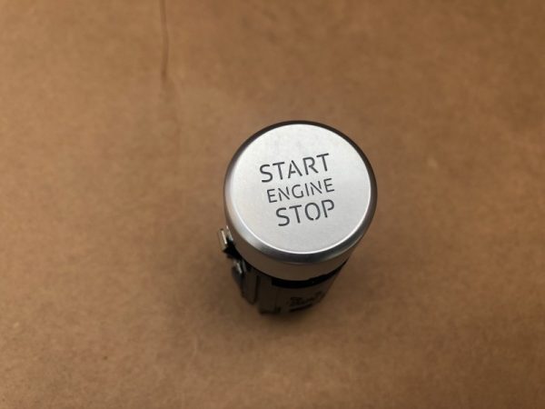 Buton start stop motor Audi A5 F5 din 2018 - Dezmembrari Auto