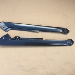 Suporti suport trager stanga dreapta VW Golf 7 5G0805931 5G0805932 - Dezmembrari Auto