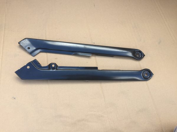 Suporti suport trager stanga dreapta VW Golf 7 5G0805931 5G0805932 - Dezmembrari Auto