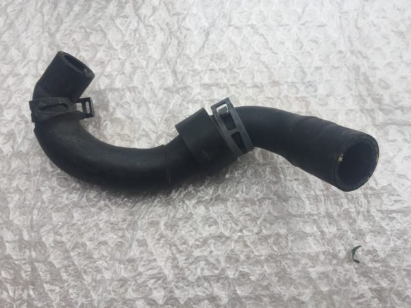 Furtun VW Golf 7 1.6 TDI CRK 2014 5Q0122058E 5Q0 122 058 E - Dezmembrari Auto