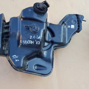 Rezervor adblue cu pompa VW Sharan 2.0 tdi 7N0131877M 5Q0131969E - Dezmembrari Auto