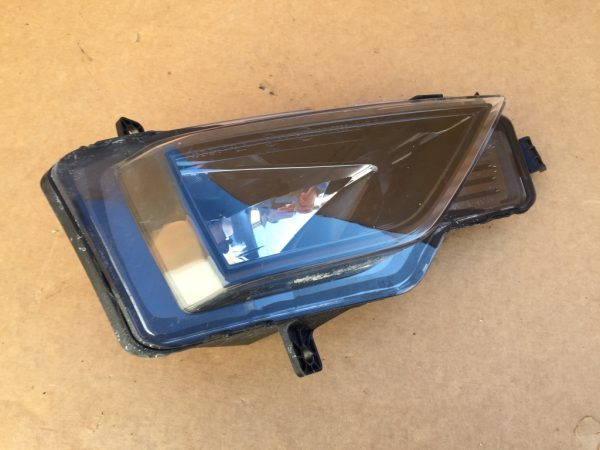 Proiector dreapta VW Golf Sportsvan 2018 510941662D 510 941 662 D - Dezmembrari Auto