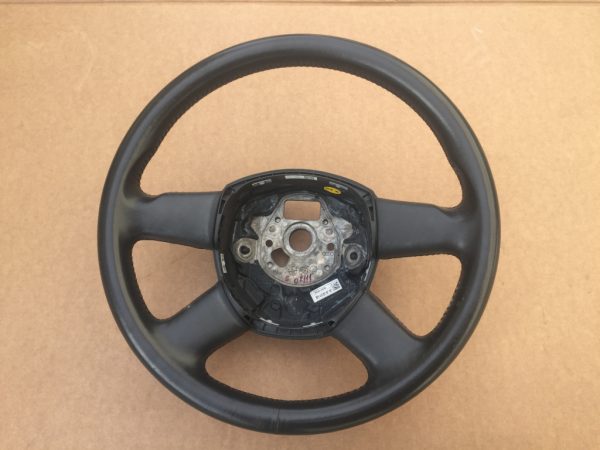 Vlolan piele in patru spite Audi A3 8P 8P0419091BF 8P0 419 091 BF - Dezmembrari Auto