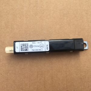 Amplificator antena Seat Alhambra 2 7N0035552J 7N0 035 552 J - Dezmembrari Auto