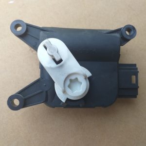 Motoras aeroterma VW Touran 1K1907511C 1K1 907 511 C - Dezmembrari Auto