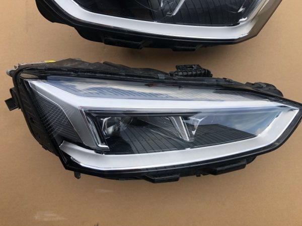 Far dreapta Audi A5 2018 F5 QUATTRO 3.0 tdi 8W6941034D 8W6 941 034 D - Dezmembrari Auto