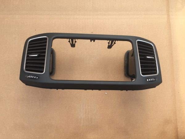 Grile ventilatie centrale Seat Alhambra 2 7N0858069 7N0 858 069 - Dezmembrari Auto