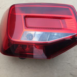Stop stanga Audi Q2 2016 81A945069 81A 945 069 - Dezmembrari Auto
