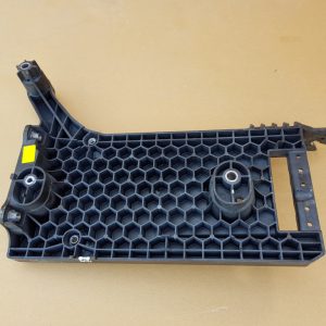 Suport baterie VW Passat B8 GTE 3G0907509A 3G0 907 509 A - Dezmembrari Auto