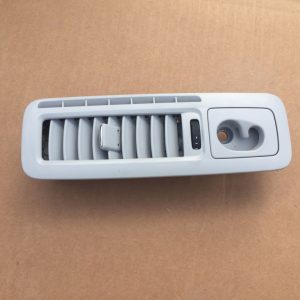 Grila ventilatie Seat Alhambra 2 7N0820952Q 7N0 820 952 Q - Dezmembrari Auto