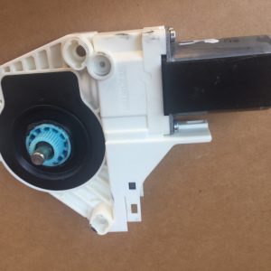 Motoras macara geam stanga fata Audi A4 B8 S-LINE 8K0959801A 8K0 959 801 A - Dezmembrari Auto