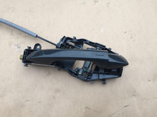 Maner usa dreapta spate keyless go VW Passat B8 limuzina - Dezmembrari Auto
