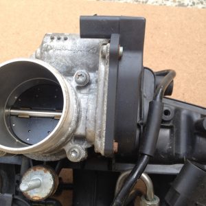 Clapeta acceleratie VW Passat CC 2.0 TSI 06F133062J 06F 133 062 J - Dezmembrari Auto