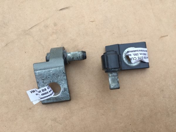 Balamale usa dreapta spate VW Passat B8 limuzina - Dezmembrari Auto