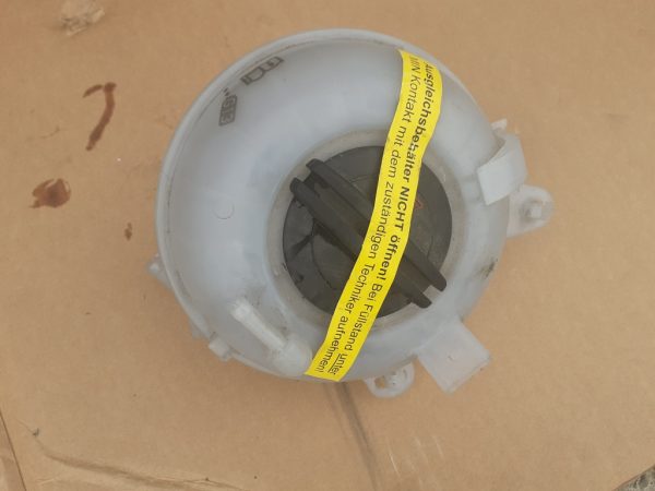 Vas expansiune VW Passat B8 2017 1,4 CUK GTE 5Q0121407H 5Q0 121 407 H - Dezmembrari Auto