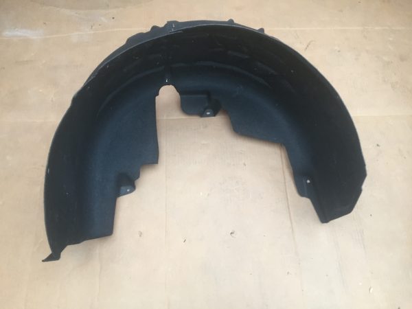 Carenaj aparatoare noroi dreapta spate Volkswagen Arteon 2017 3G8810972 3G8 810 972 - Dezmembrari Auto